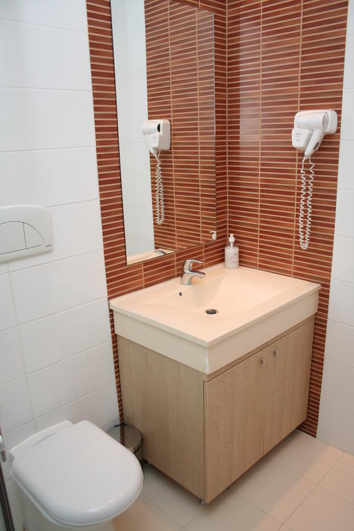 Top Rooms Aparthotel Bukarest Rum bild