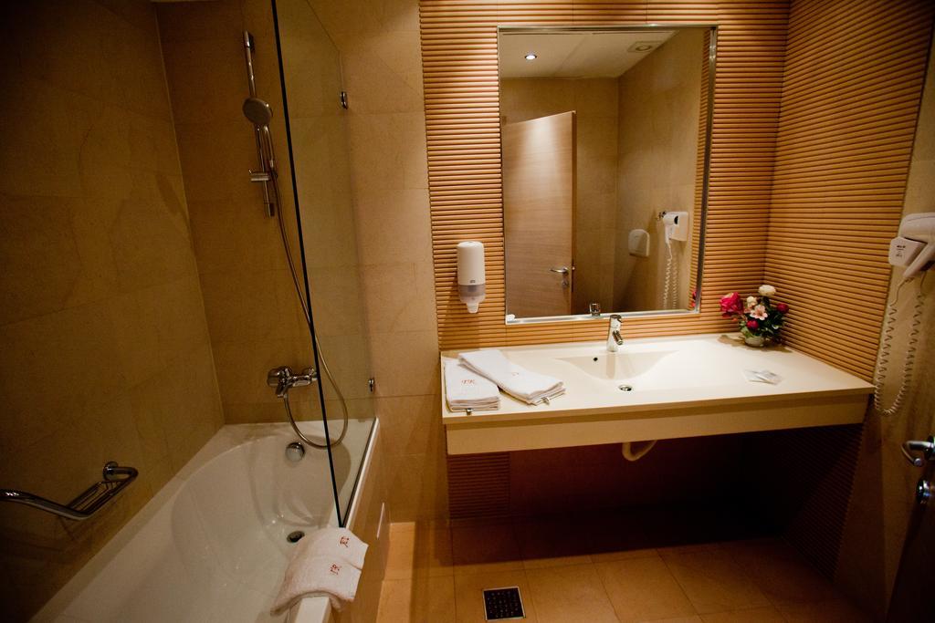 Top Rooms Aparthotel Bukarest Rum bild
